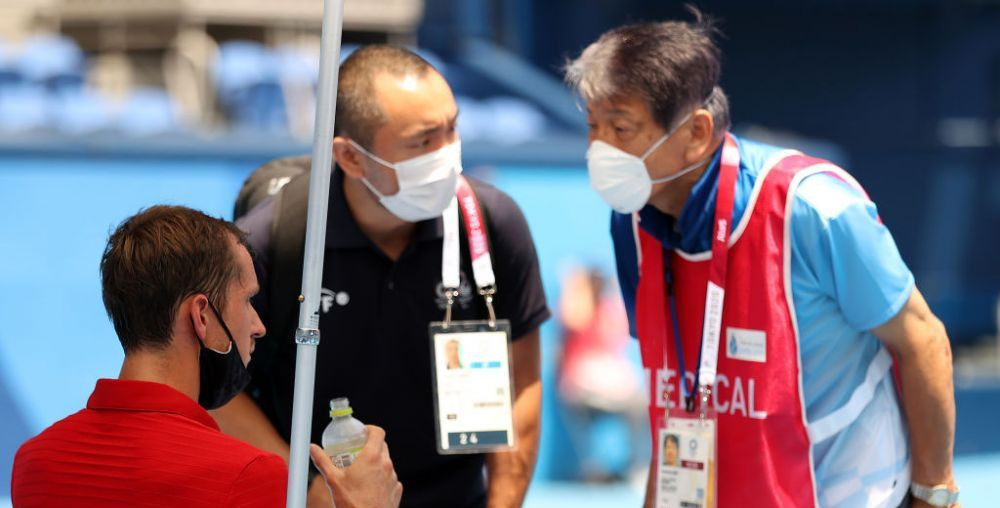 &rdquo;Voi, rușii, vă știți trișori acum, după scandalul de dopaj?&rdquo; Medvedev (2 ATP) a cerut evacuarea jurnalistului din sală