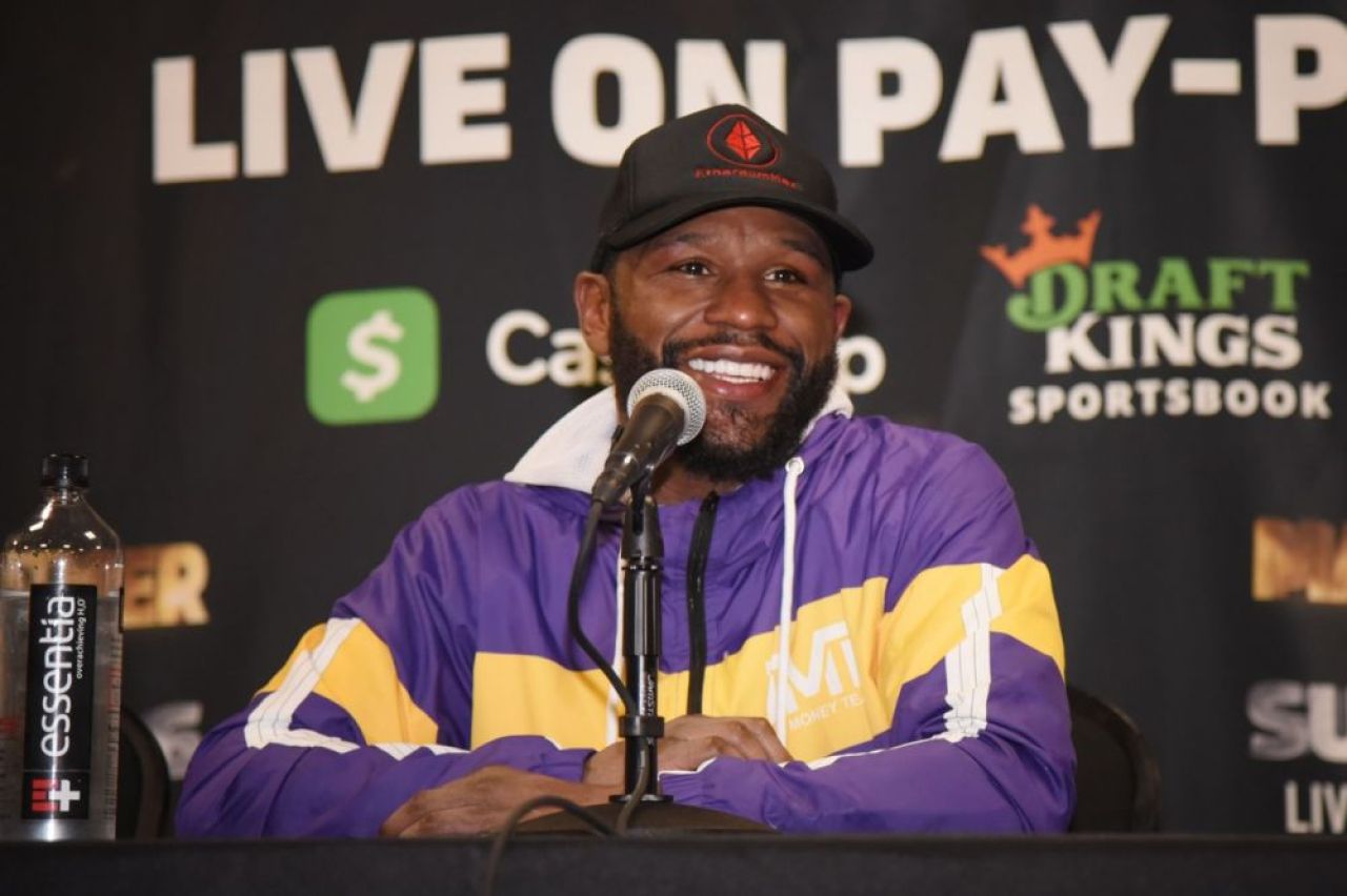 Dezvăluiri despre momentul în care s-a încercat asasinarea lui Floyd Mayweather! Bodyguard-ul său a fost împușcat_2