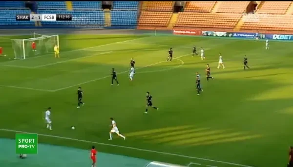 Ocazie FCSB! Dumitru primește în careu, dar nu reușește sa trimită în poartă