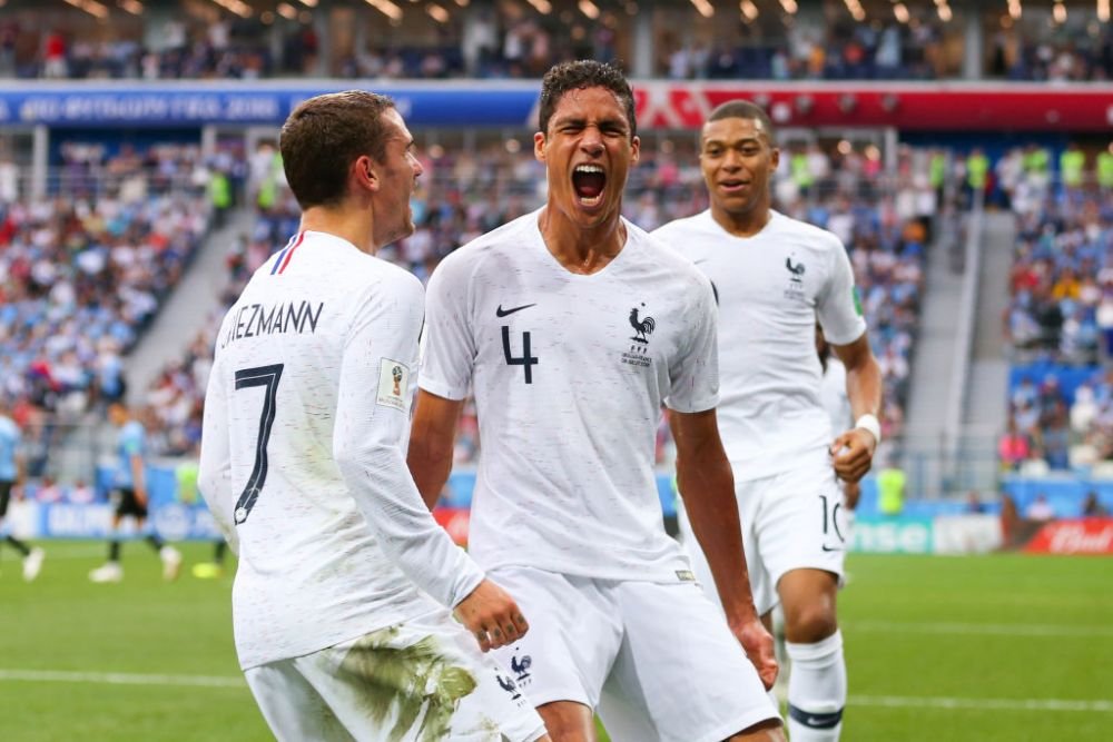 FOTO | Varane și-a luat rămas bun de la foștii colegi și de la fanii lui Real: 