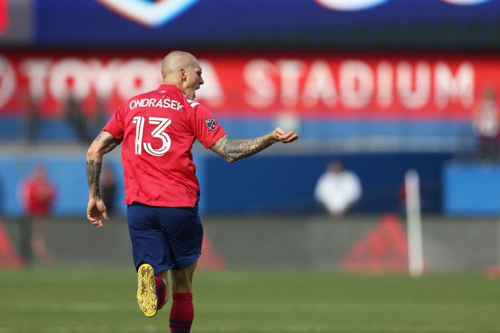 Ondrasek nu duce lipsă de oferte! Unde ar putea ajunge atacantul pe care Becali îl vrea plecat de la FCSB_8