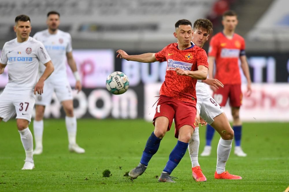 Becali nu l-a iertat pe Vlad! Cine apără poartă lui FCSB în meciul de la Arad_5