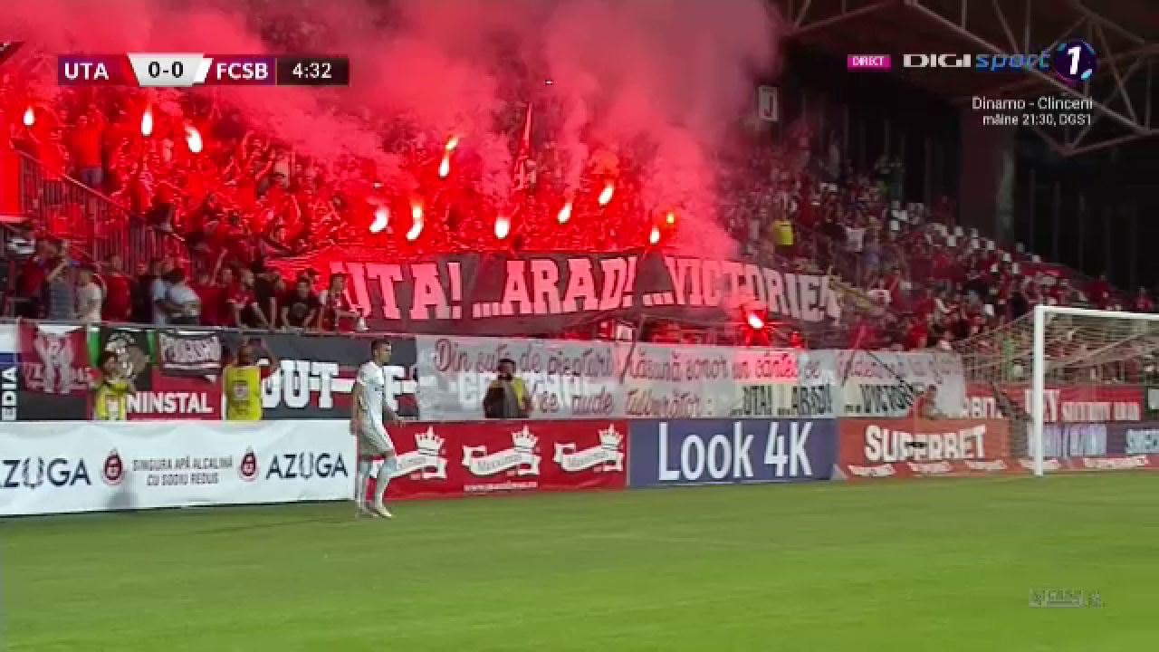 GALERIE FOTO | Spectacol total în tribunele stadionului din Arad_3