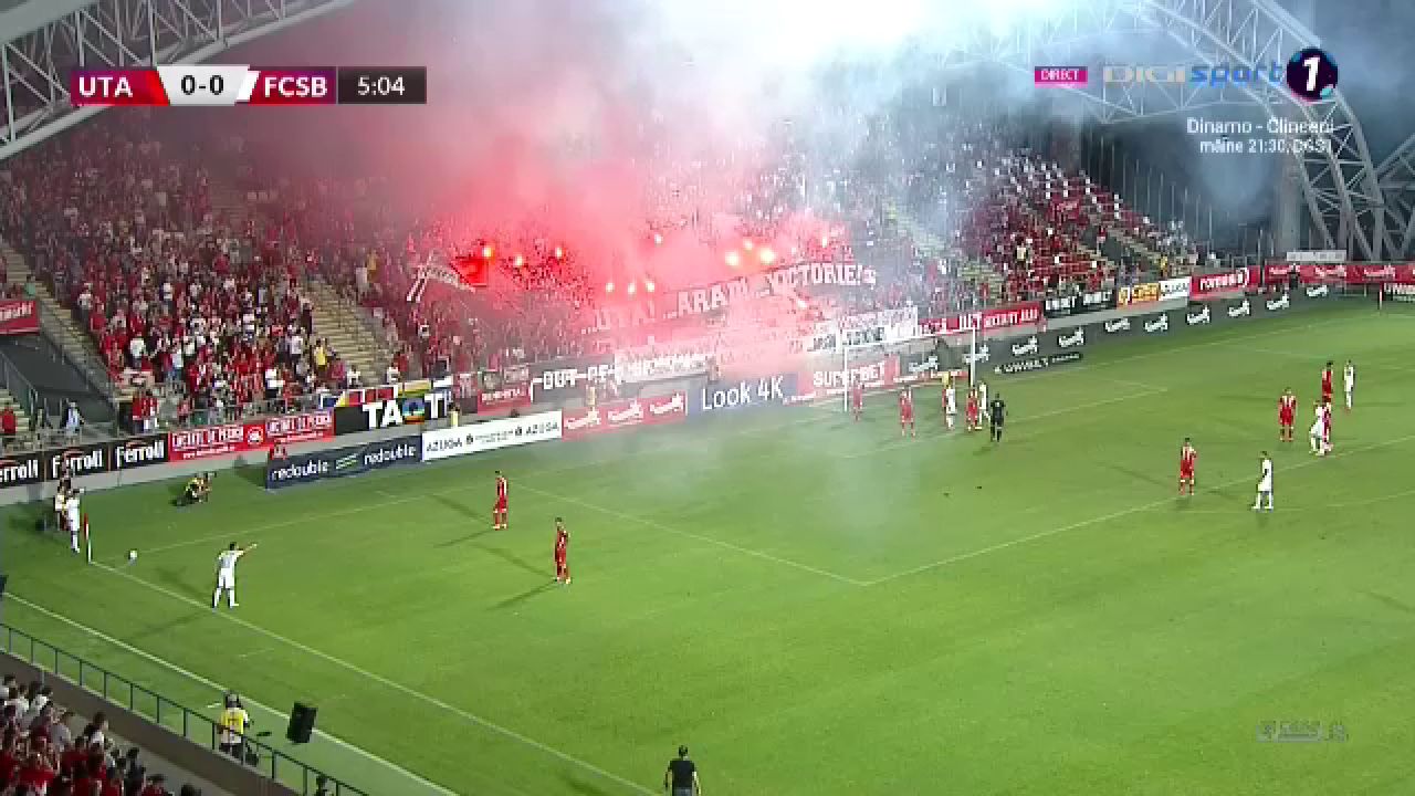 GALERIE FOTO | Spectacol total în tribunele stadionului din Arad_8