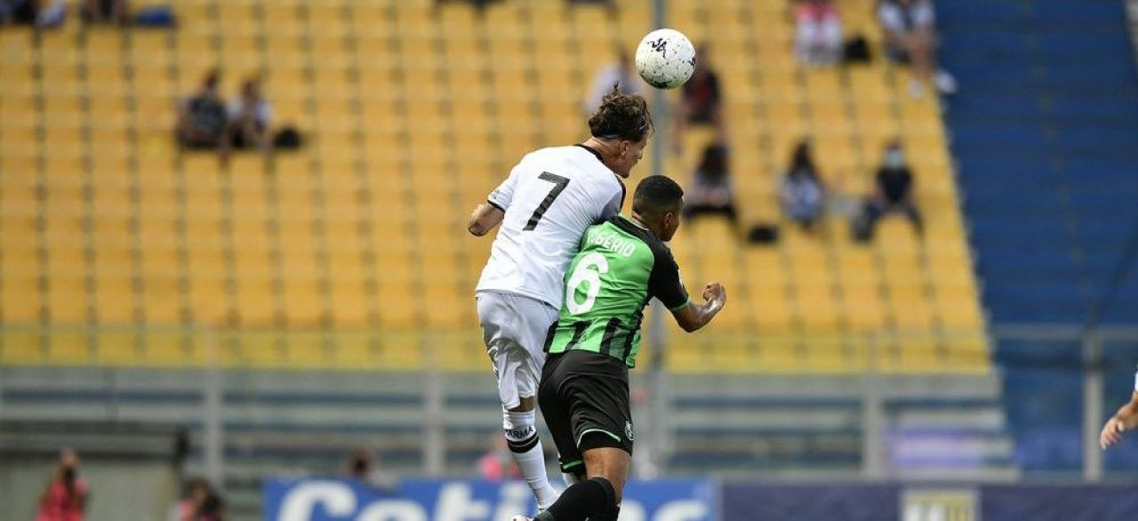 Dennis Man a pierdut duelul cu Chiricheș! Sassuolo, victorie la scor cu Parma_3