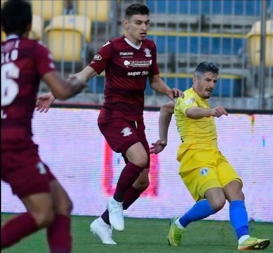 Al doilea cel mai tânăr debutant din Liga 1 a semnat! Unde va evolua în următorul sezon_4