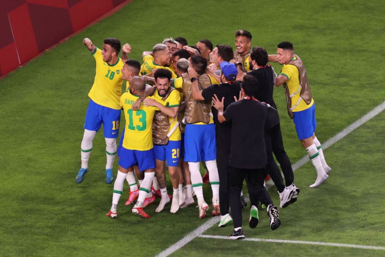 Spania - Brazilia, finala Jocurilor Olimpice! Parcursul celor două puteri și ce record impresionant are Dani Alves_9