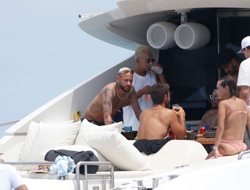 Neymar sau Ronaldo?! Starul lui PSG, de nerecunoscut, după ce a căpătat proporții_5
