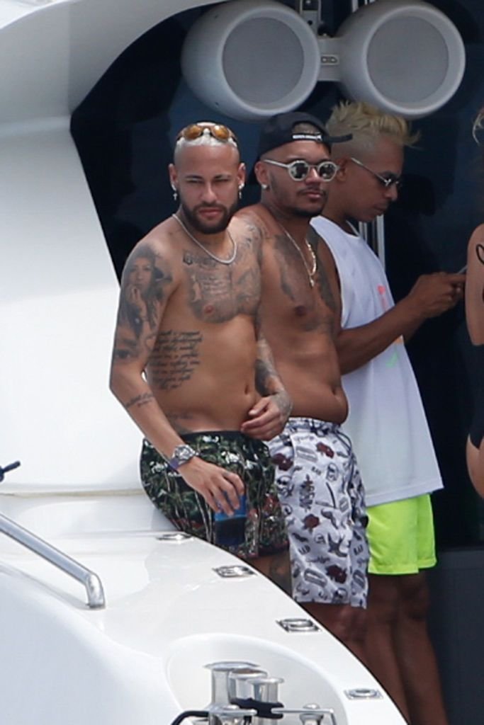 Neymar sau Ronaldo?! Starul lui PSG, de nerecunoscut, după ce a căpătat proporții_6