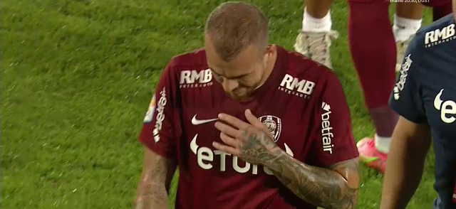 Lovitură pentru Șumudică! Denis Alibec s-a rupt după doar 22 de minute de la startul partidei cu Young Boys&nbsp;