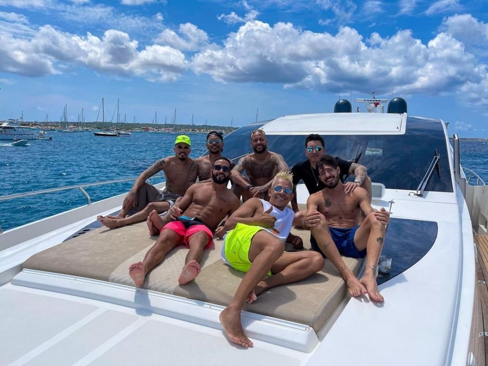 Messi și Neymar, din nou împreună după finala Copa America! Cei doi s-au întâlnit în vacanță_9