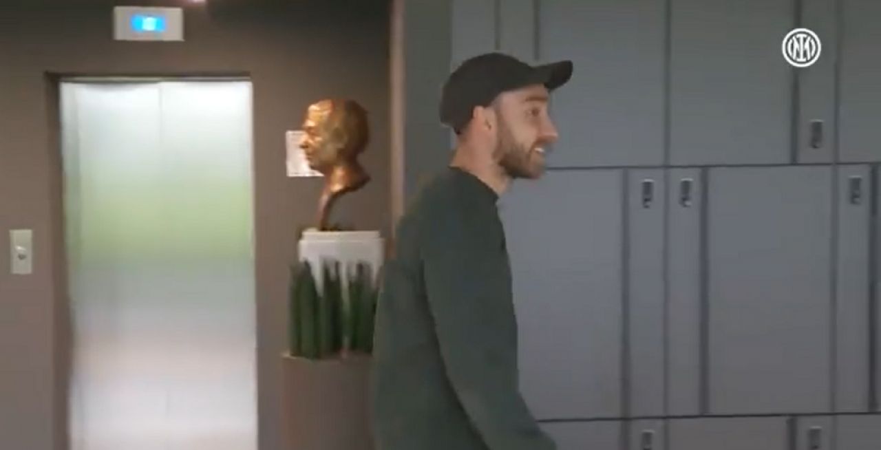 Prima apariție publică a lui Eriksen după șocul de la Euro 2020! Atacantul s-a întâlnit cu colegii de la Inter_1
