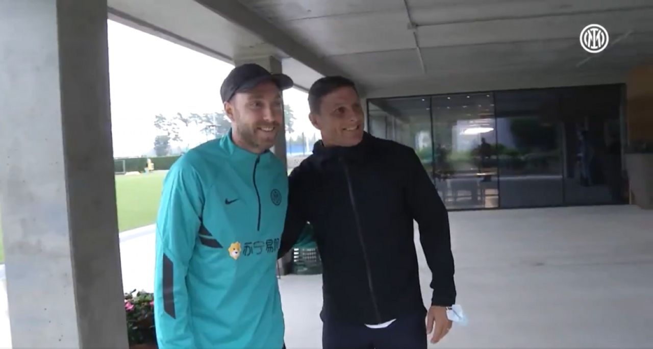 Prima apariție publică a lui Eriksen după șocul de la Euro 2020! Atacantul s-a întâlnit cu colegii de la Inter_5