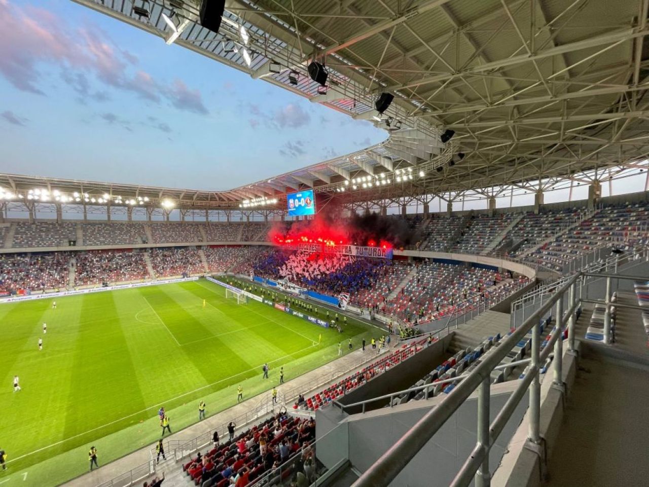GALERIE FOTO | Ultrașii lui CSA Steaua au făcut spectacol în peluză, chiar dacă au fost puțini la stadion! Câți fani au fost la meci _3