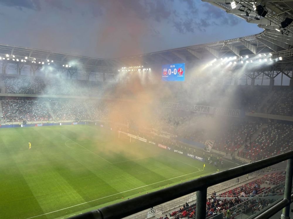 GALERIE FOTO | Ultrașii lui CSA Steaua au făcut spectacol în peluză, chiar dacă au fost puțini la stadion! Câți fani au fost la meci _4