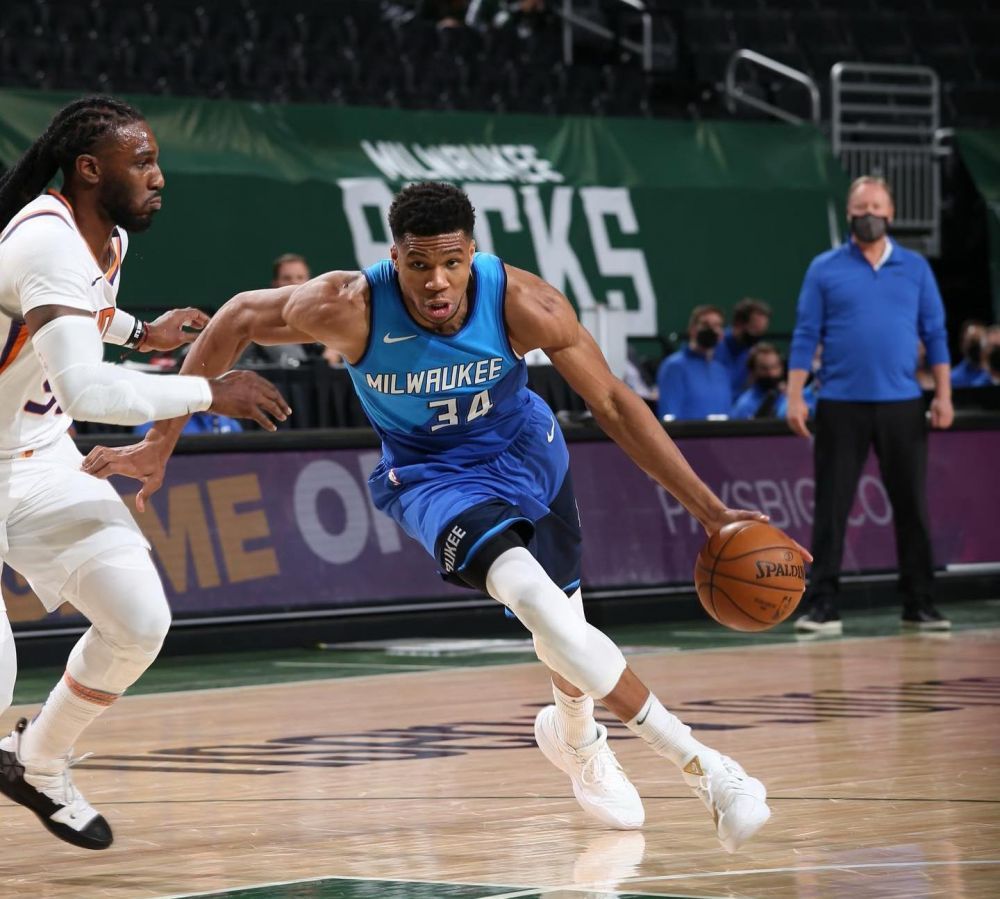 Frații Antetokounmpo au dus trofeul NBA pe Acropole! Ei s-au întors la Atena, după ce au devenit campioni cu Bucks_7