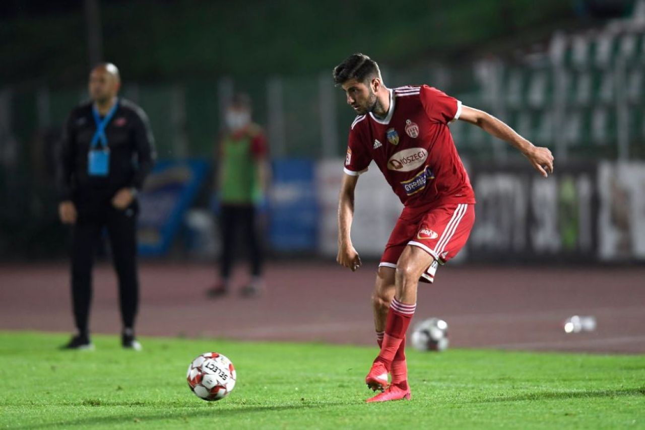 Cei mai valoroși fotbaliști români care sunt liberi de contract. Doi jucători de la națională sunt disponibili_5