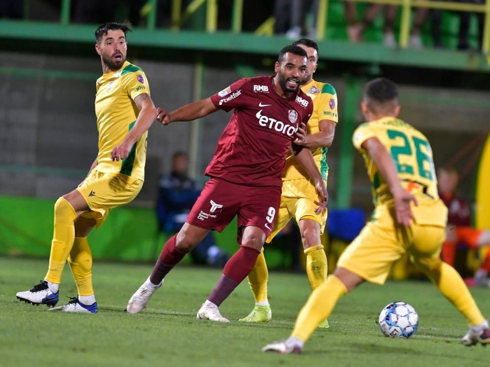 EXCLUSIV | „Ne-a cam urzicat domnul Urzică!” CS Mioveni acuză că rezultatul meciului cu CFR a fost viciat de arbitri_4