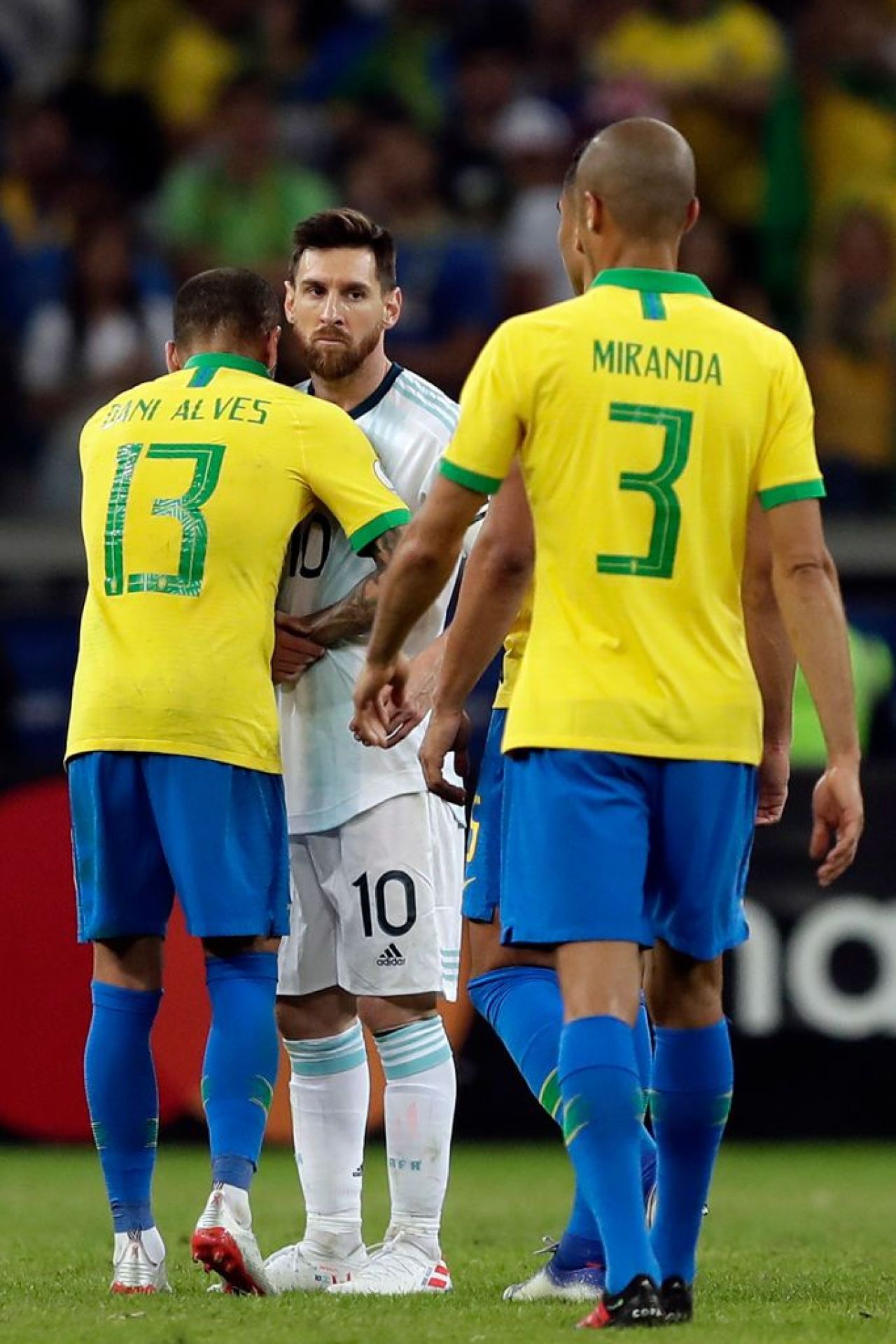 Dani Alves, categoric după anunțul plecării lui Messi de la Barcelona: „Nimeni nu poate șterge asta!” _1