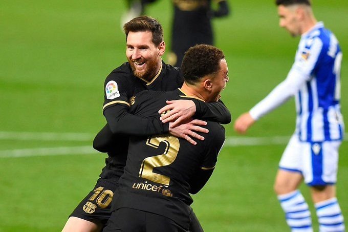 Și-a anunțat în lacrimi despărțirea de Barcelona, acum se îndreaptă către Paris. Messi face mâine vizita medicală la PSG_2