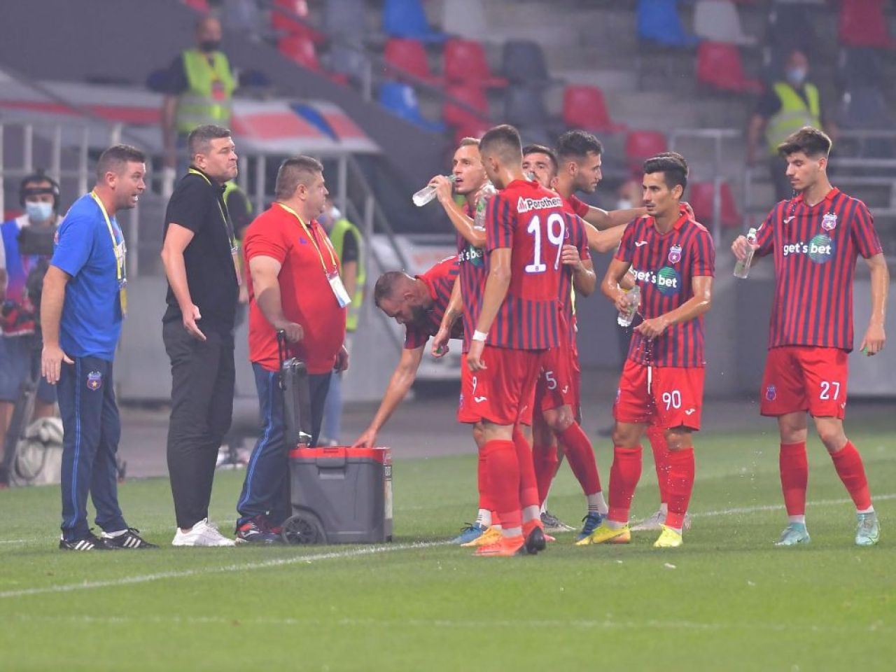 MTS s-a autosesizat după incidentele de la CSA Steaua - FK Csikszereda! Eduard Novak condamnă scandările steliștilor_4