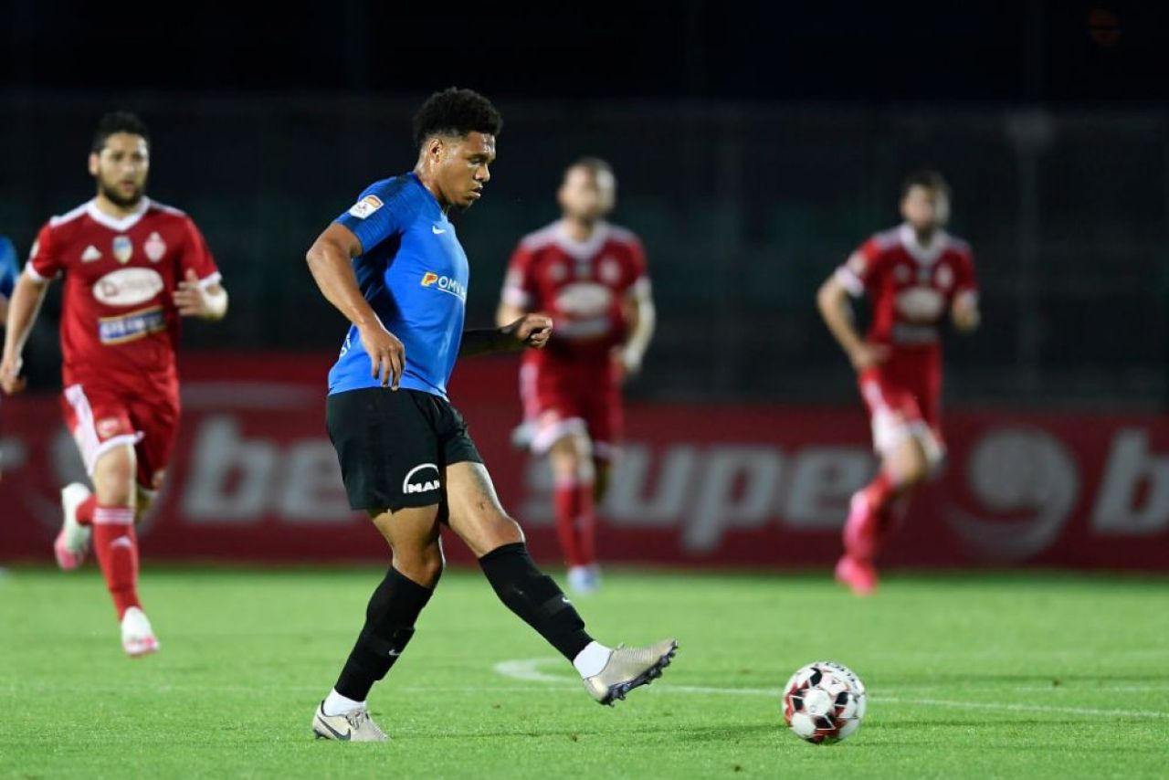 Hagi mai și vinde! Jucătorul care poate pleca de la Farul Constanța după un start bun de campionat _7