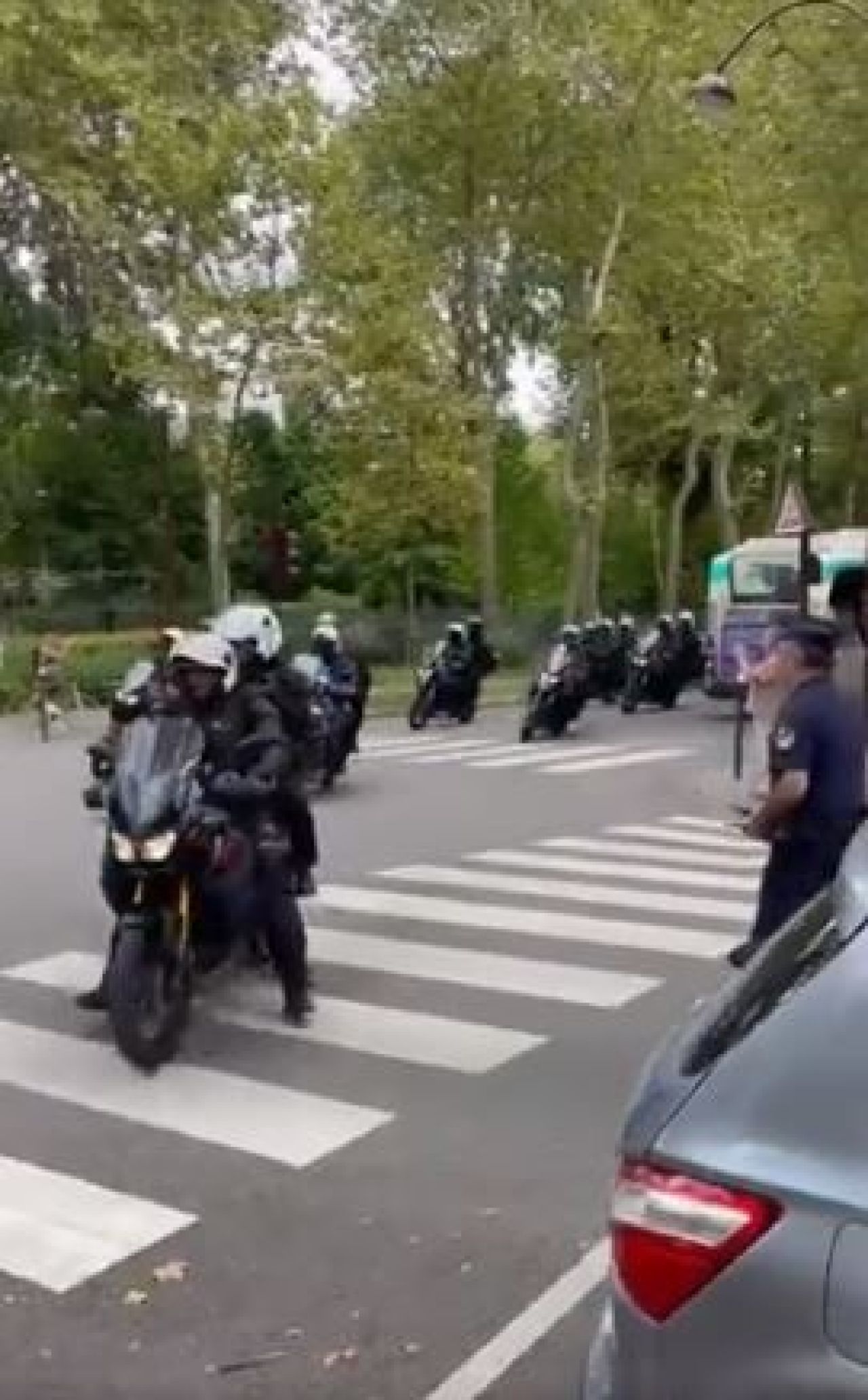 Messi, apariție surpriză pe Parc des Princes pentru a saluta fanii! Cum au reacționat _1