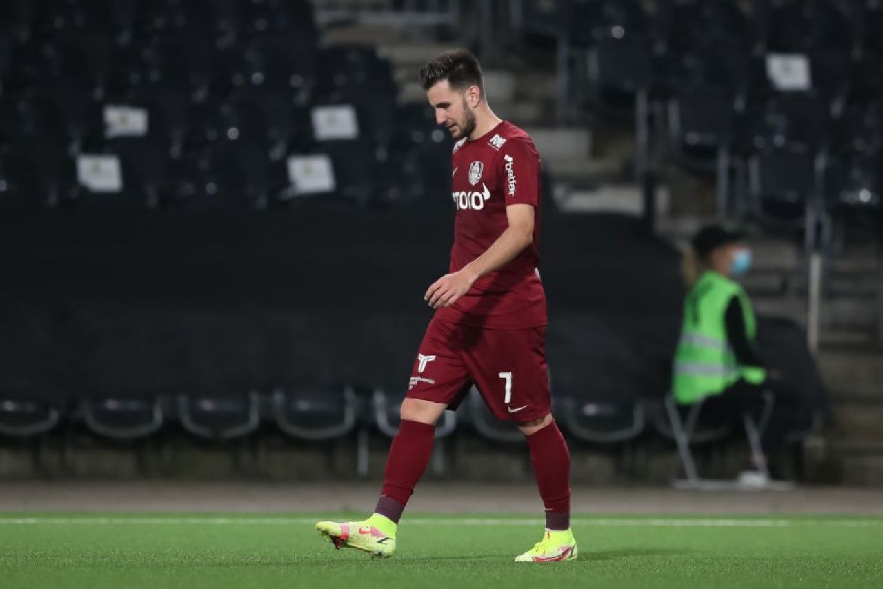 „Nu se face la acest nivel!” Șumudică, supărat pe un jucător după eliminarea din Champions League! Ce a spus_5