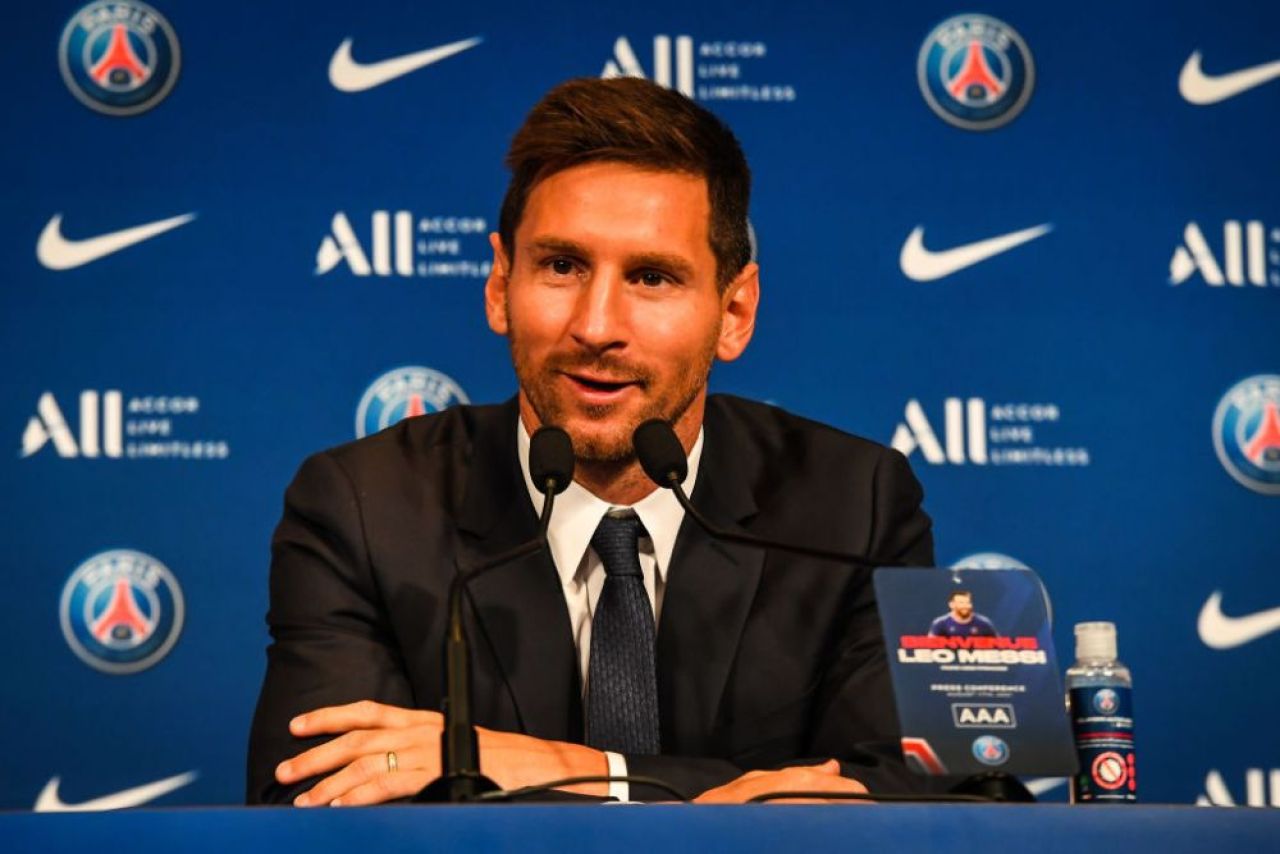 VIDEO Lionel Messi, prezentat oficial la PSG. Atmosferă incendiară la întâlnirea dintre fani și startul argentinian_21