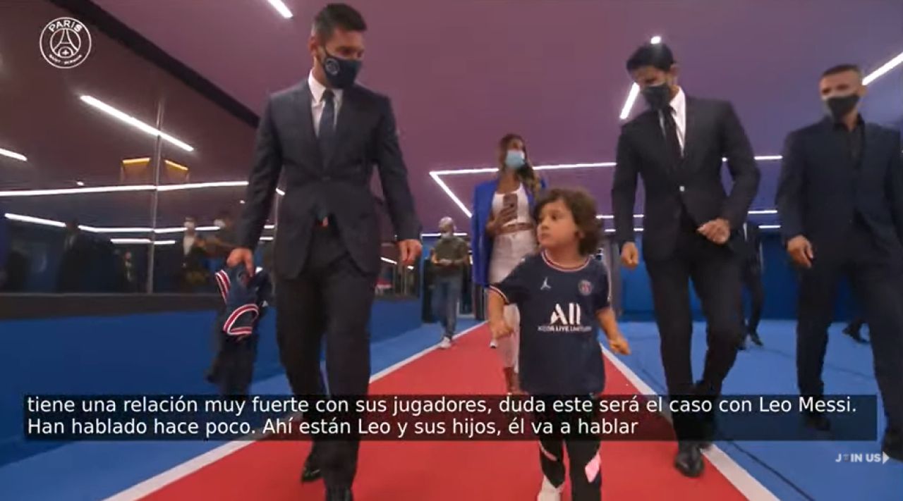 VIDEO Lionel Messi, prezentat oficial la PSG. Atmosferă incendiară la întâlnirea dintre fani și startul argentinian_26