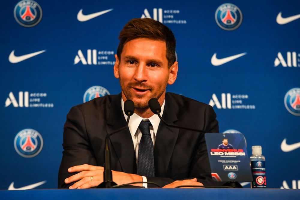 FOTO Antonela Roccuzzo, apariție spectaculoasă la prezentarea lui Lionel Messi. Cei trei băieți au fost alături de ei _2