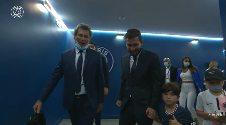 FOTO Antonela Roccuzzo, apariție spectaculoasă la prezentarea lui Lionel Messi. Cei trei băieți au fost alături de ei _4