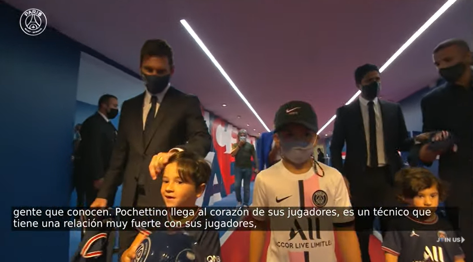 FOTO Antonela Roccuzzo, apariție spectaculoasă la prezentarea lui Lionel Messi. Cei trei băieți au fost alături de ei _6