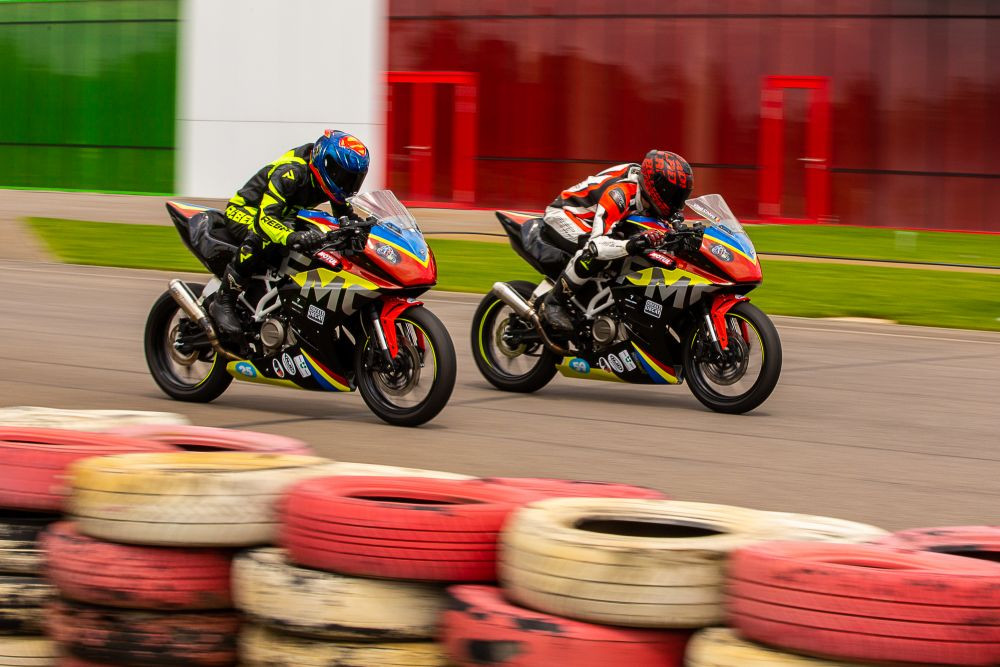 (P)&nbsp;Junior Racing Team, un proiect de suflet