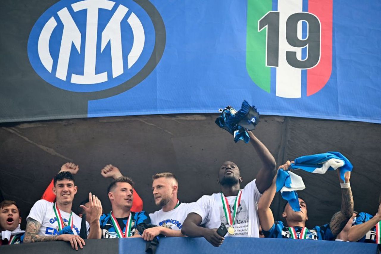Inter, aproape să se destrame! După Lukaku, alți doi titulari sunt aproape de Premier League_4