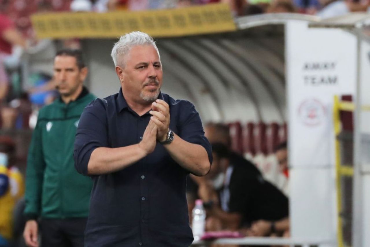 Doar un balon de săpun? Șumudică, despre situația delicată de la CFR: ”Nu am discutat despre reziliere”_6