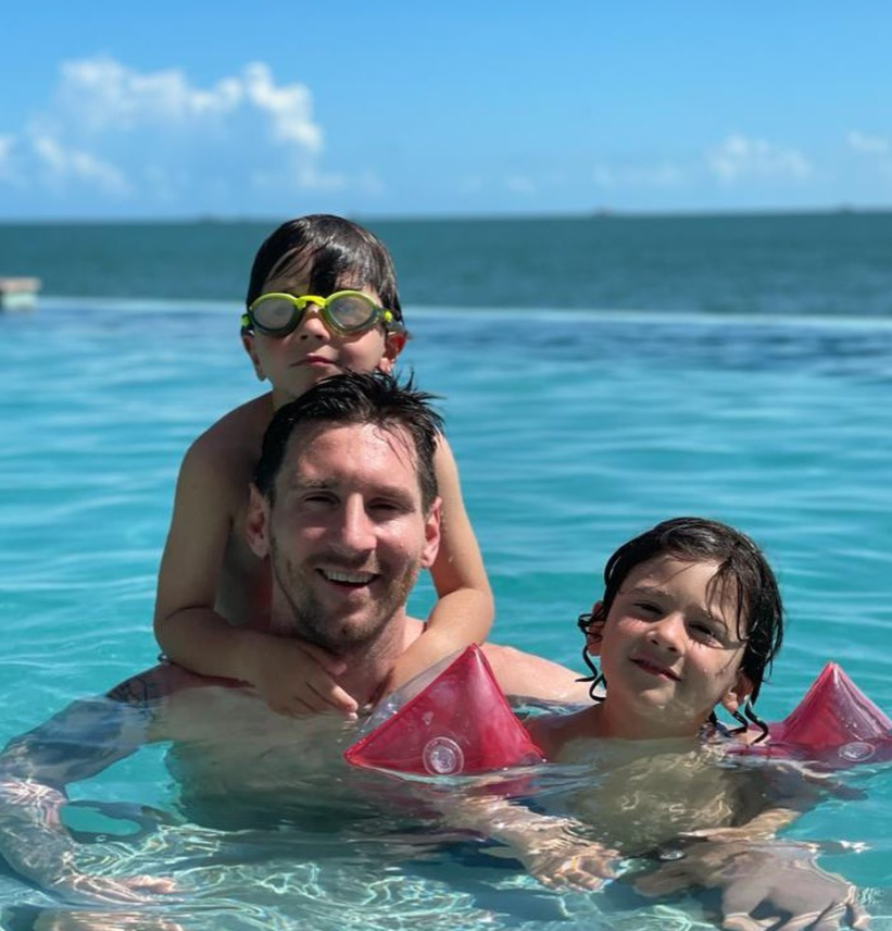 Messi, peste Ronaldo și pe social media. E singurul sportiv care a reușit asta într-o lună de zile: ce record are_26