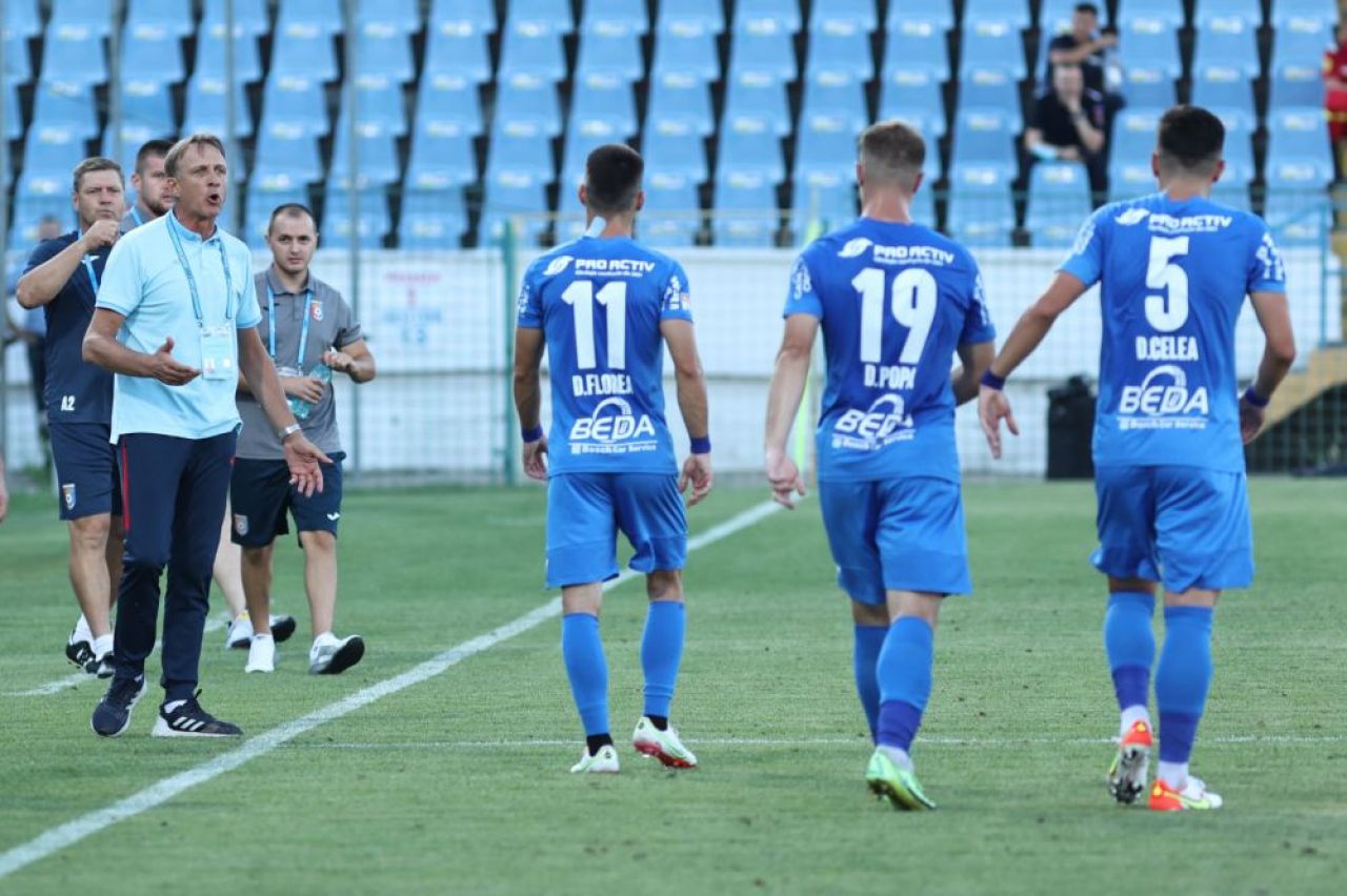 FCU Craiova - Chindia 0-0 | Cele două echipe se anihilează reciproc și își împart punctele_5