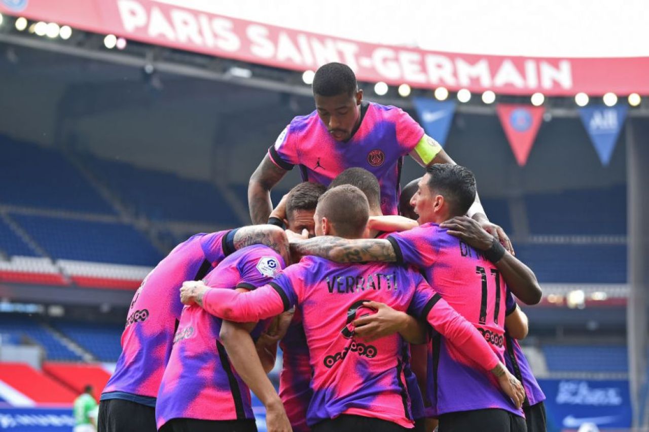 PSG, nevoită să vândă! Primul fotbalist care ar putea pleca după transferul lui Messi_3