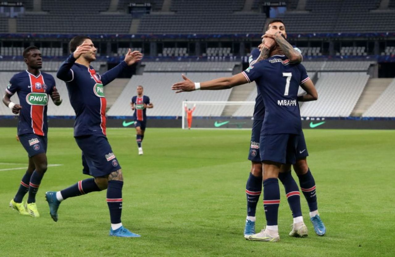 PSG, nevoită să vândă! Primul fotbalist care ar putea pleca după transferul lui Messi_4