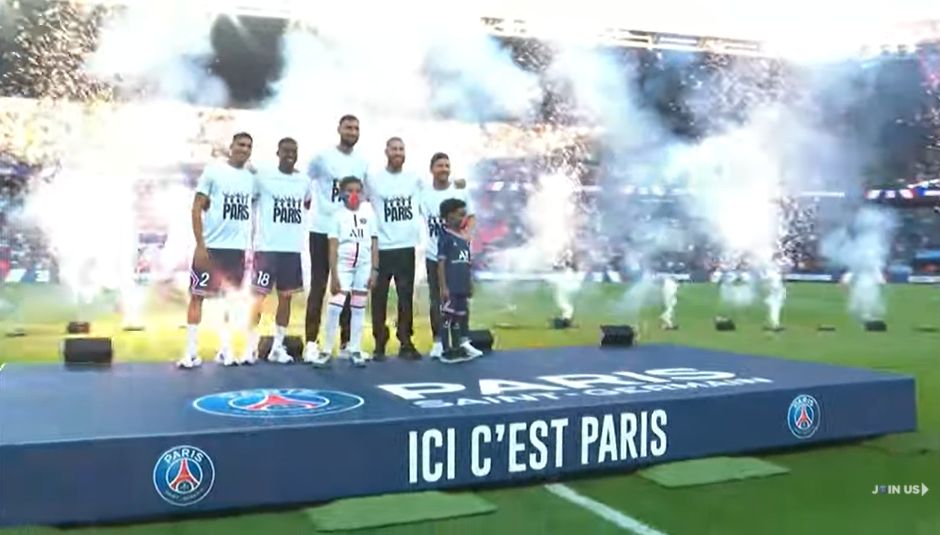 VIDEO Spectacol pe Parc des Princes la prezentarea starurilor lui PSG. Messi, Ramos și Donnarumma, în centrul atenției _4