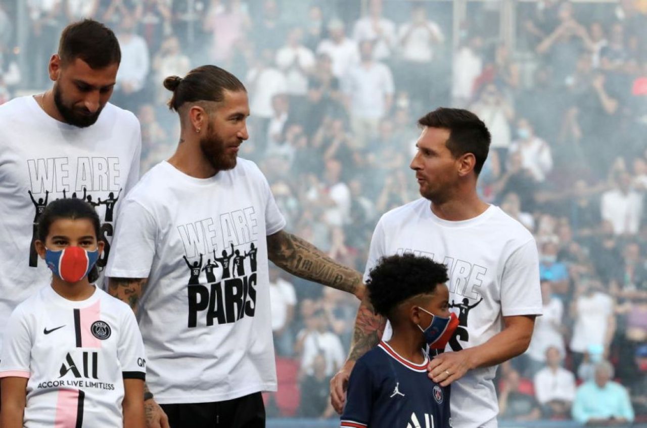 VIDEO Spectacol pe Parc des Princes la prezentarea starurilor lui PSG. Messi, Ramos și Donnarumma, în centrul atenției _10