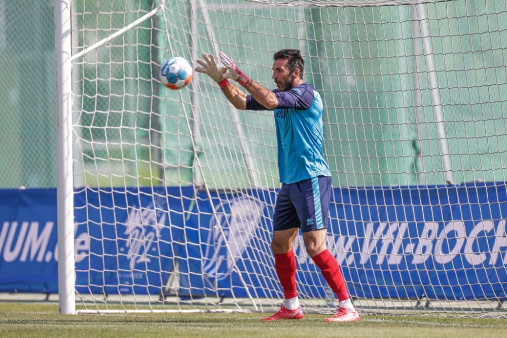 De cine și-a amintit Buffon când a discutat cu Dennis Man. Dezvăluirea românului de la Parma_2