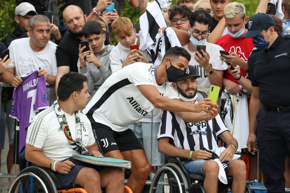 Cristiano Ronaldo la Manchester City? Ce a declarat un apropiat al starului despre această informație _10