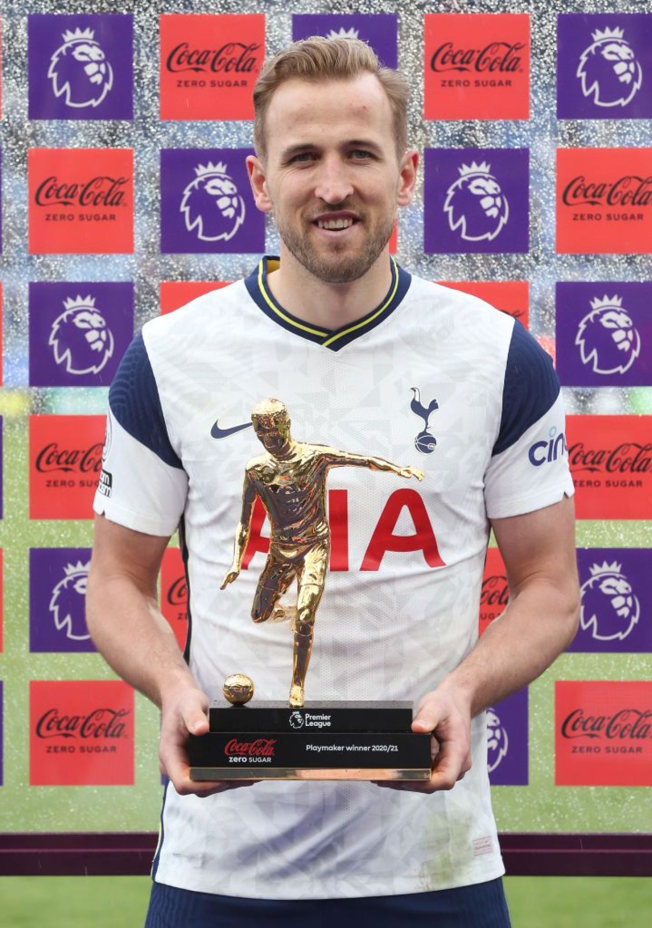 E vânat de City, dar s-a întors la antrenamente la Tottenham. Ce se întâmplă cu Harry Kane_3