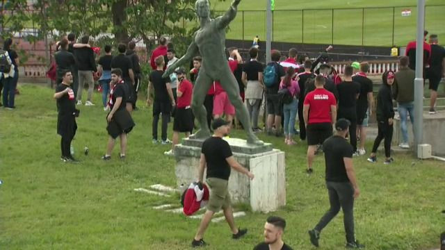 „Câinii” nu renunță la luptă! Dinamoviștii au făcut coadă la bilete pentru meciul cu Farul_6
