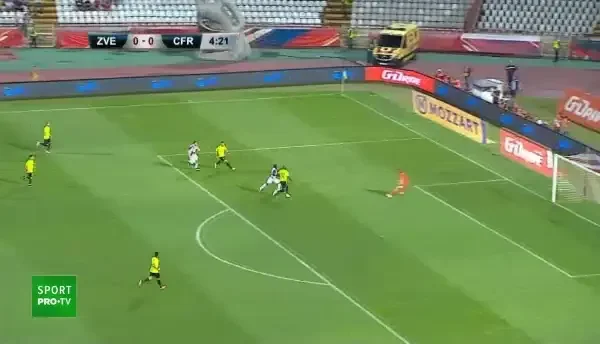 GOL Steaua Roșie! Milan Pavkov deschide scorul după o degringolată totală în defensiva campioanei României