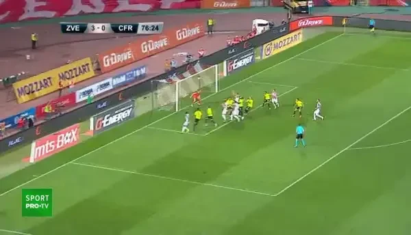GOL Steaua Roșie! Mirko Ivanic duce scorul la 4-0, după o lovitură de la colț