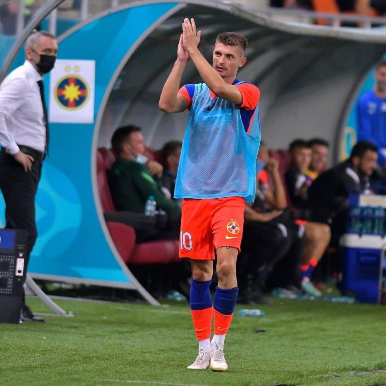 FOTO Florin Tănase trăiește o frumoasă poveste de dragoste alături de Medeea Turcescu. Cum arată partenera fotbalistului_12