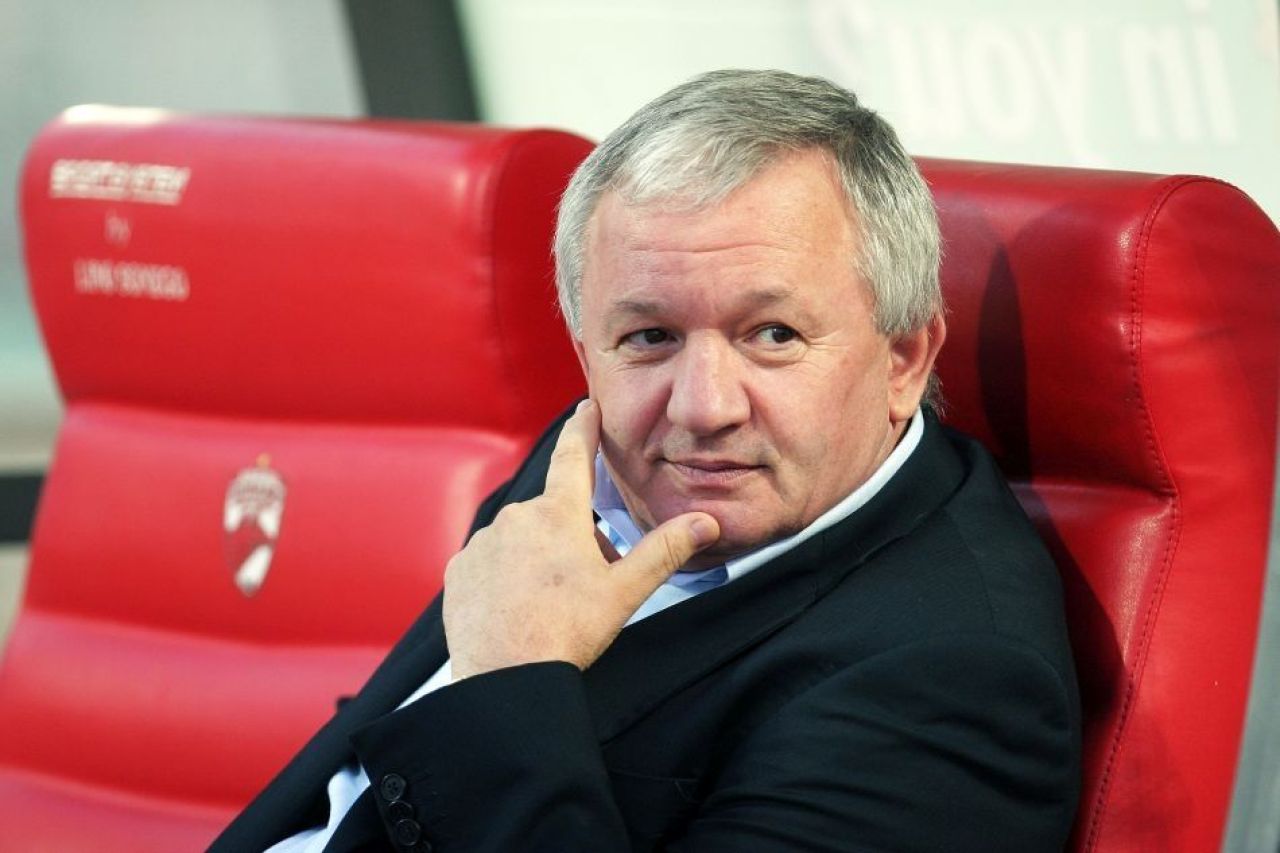 „Eu am mesaje cu ei?” Porumboiu i-a dat replica lui Șumudică, după ce antrenorul a amenințat că va face unele dezvăluiri_2